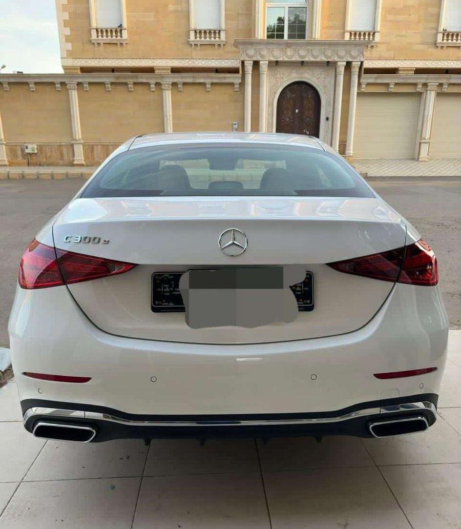 مرسيدس C300e 2023