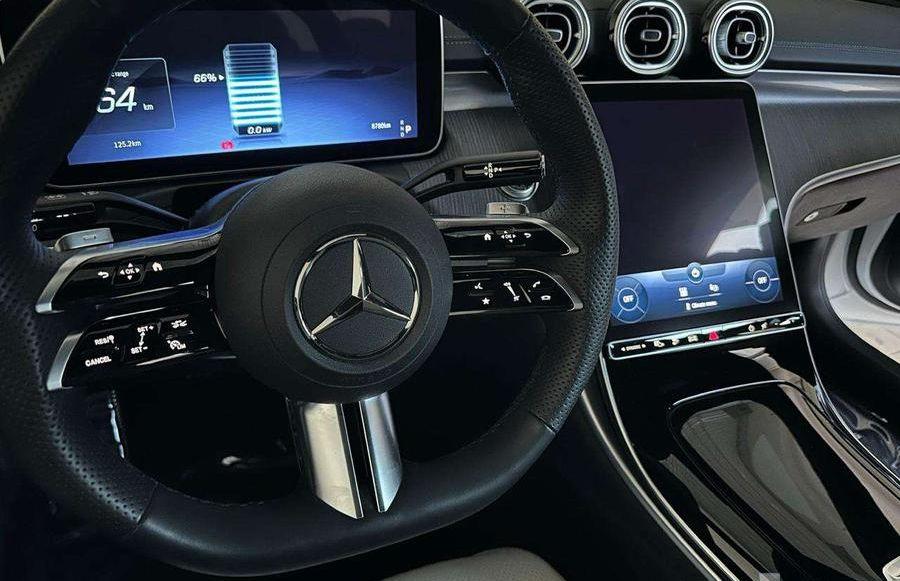 مرسيدس C300e 2023
