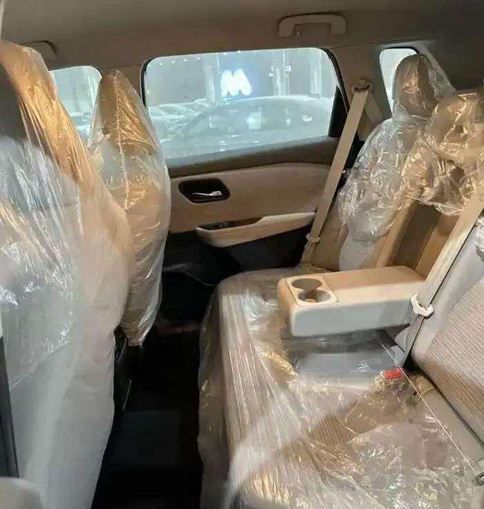 نيسان اكستريل 5راكب