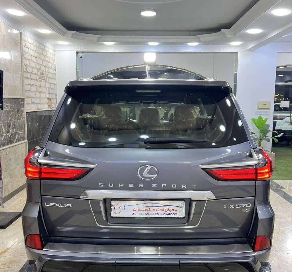 2020 لكزس LX