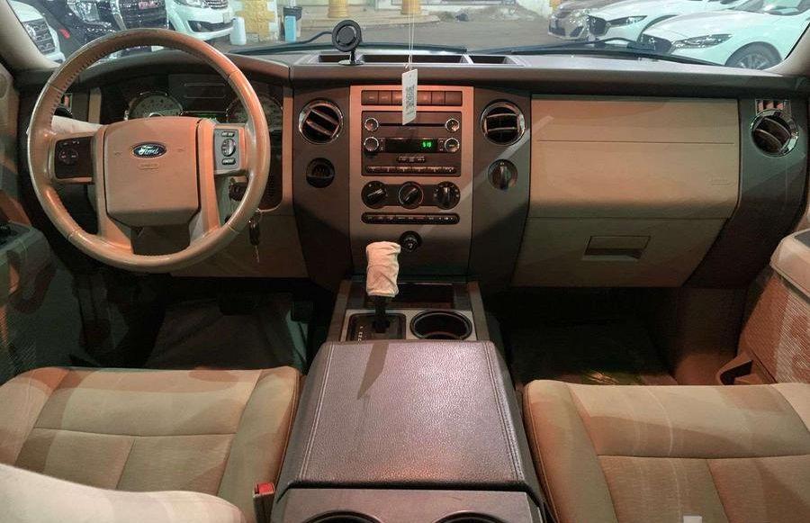 فورد اكسبديشن موديل