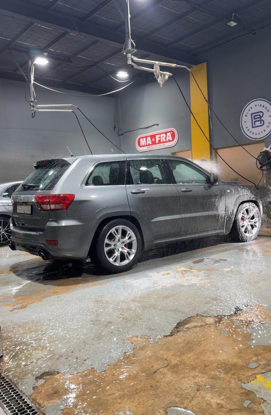 جراند شروكي SRT