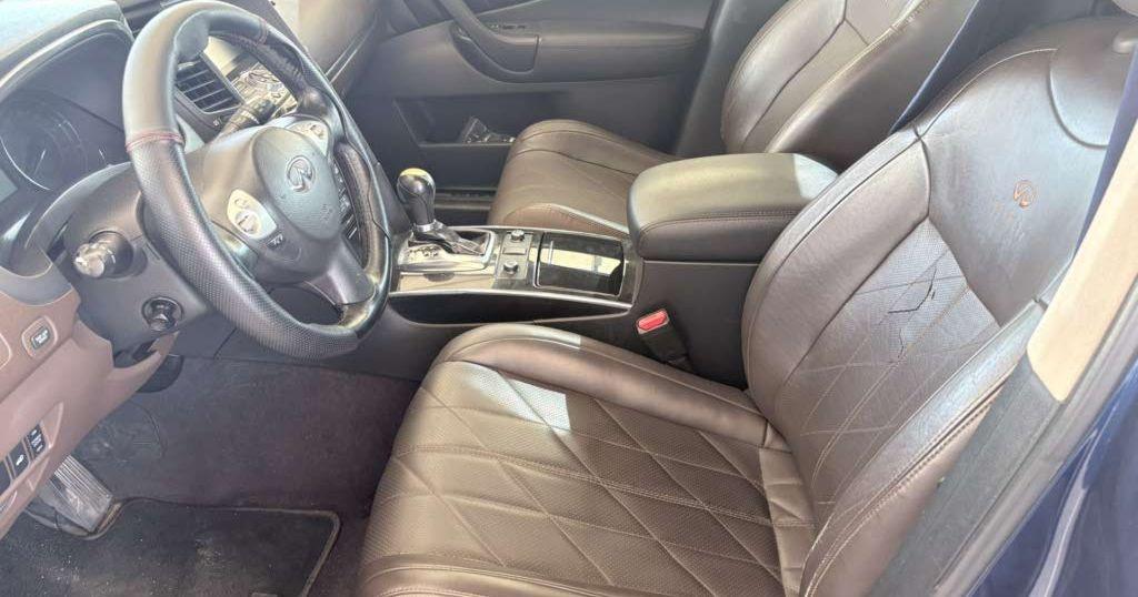 2014 إنفينيتي QX70