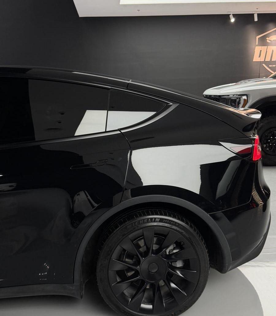 تسلا MODEL Y