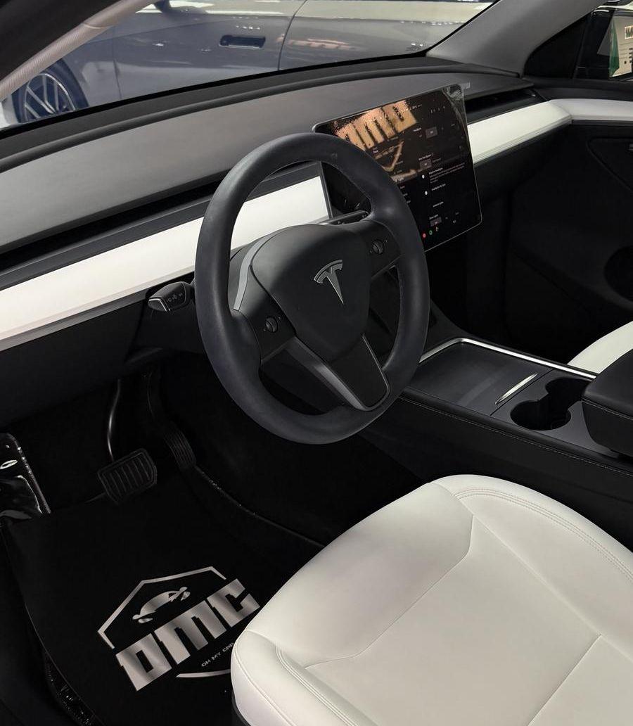 تسلا MODEL Y