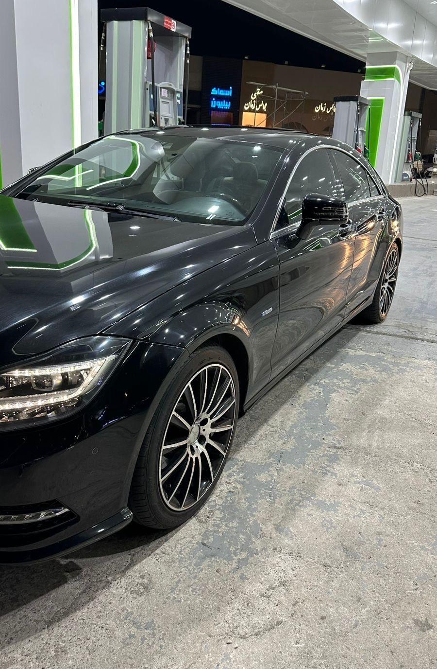 مرسيدس cls 2012