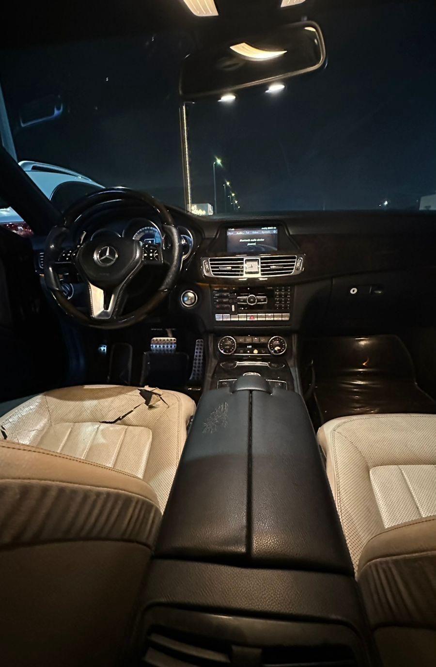 مرسيدس cls 2012