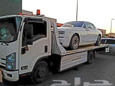 نقل وشحن السيارات