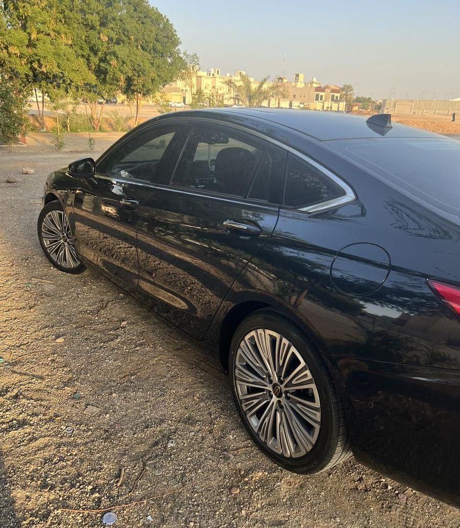 هونشي H5 2024