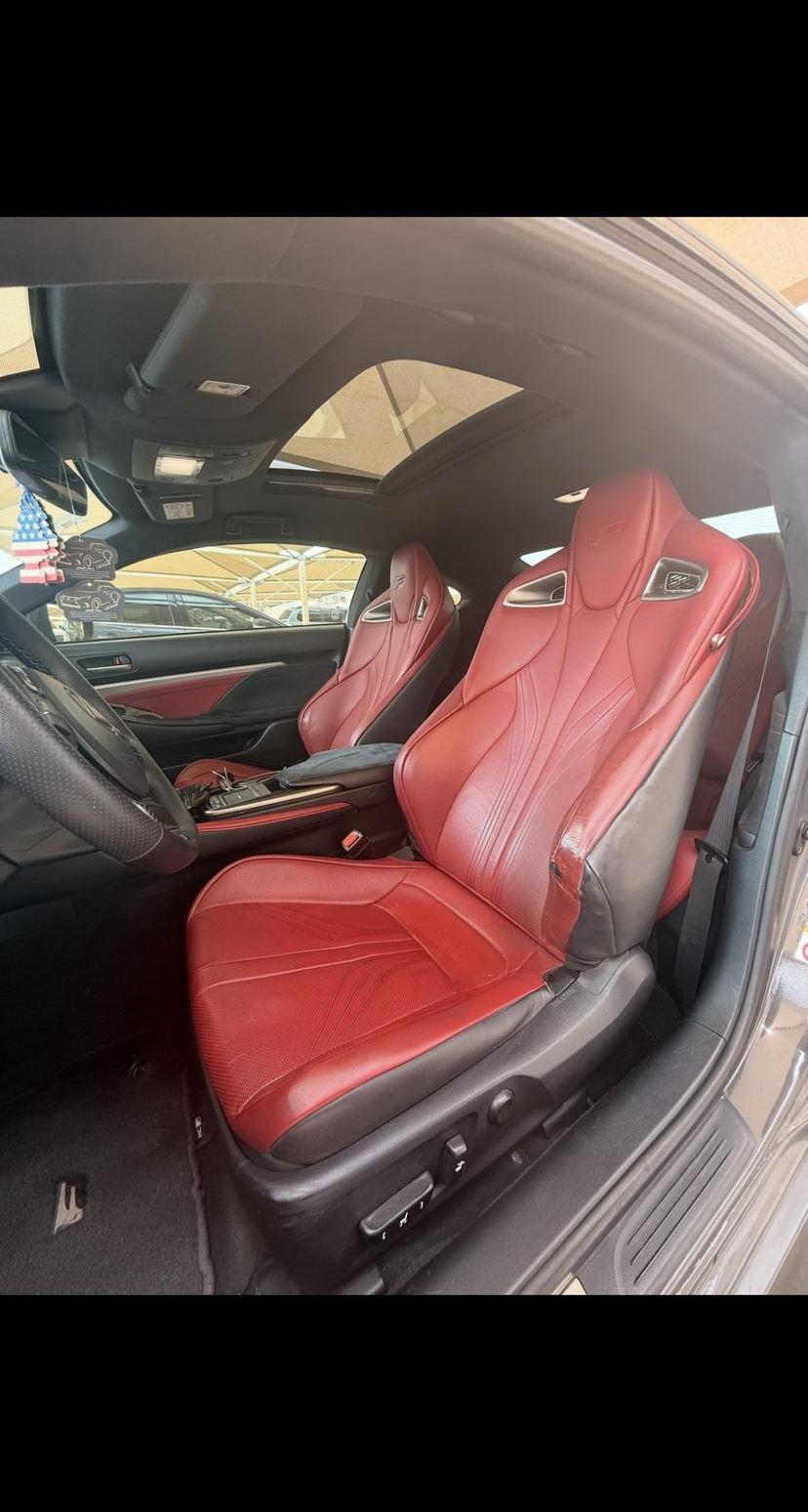 لكزس Rc f
