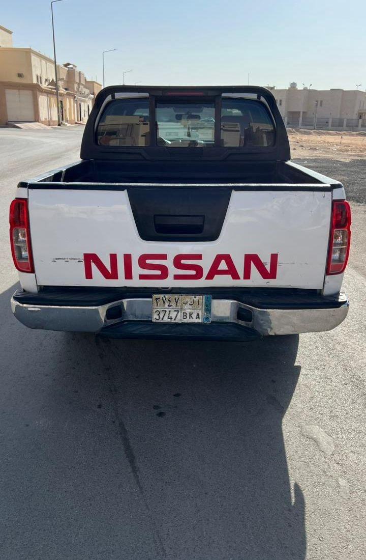 نافارا 2010