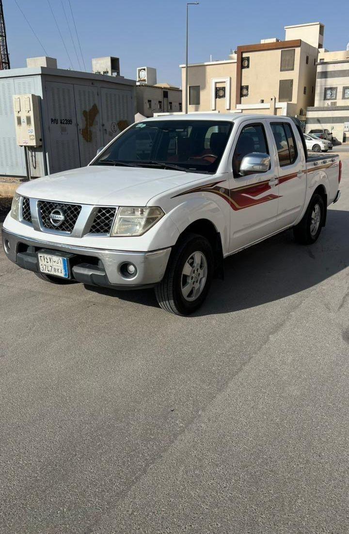 نافارا 2010