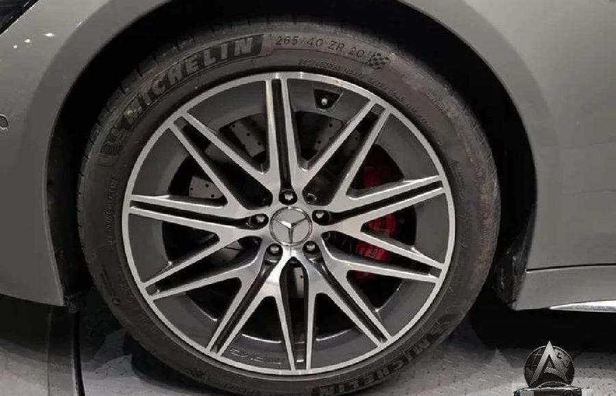 Mercedes Benz AMG