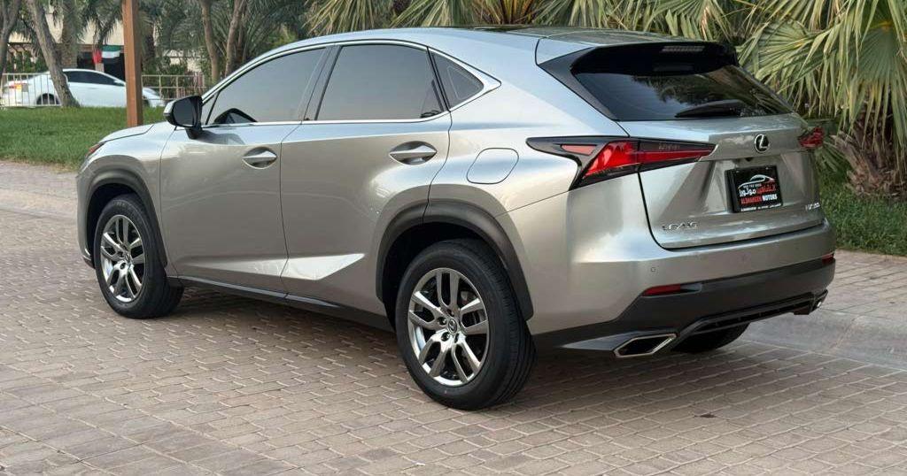 2020 لكزس NX