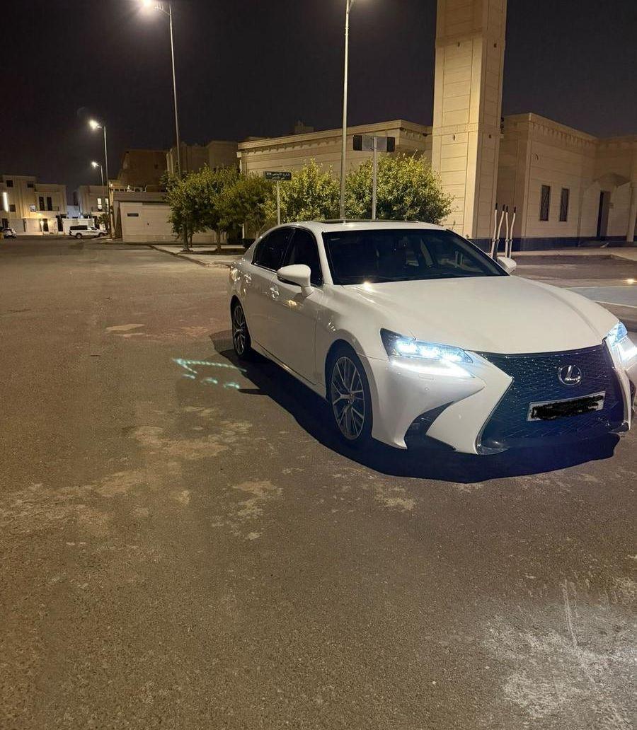 لكزس GS 2013