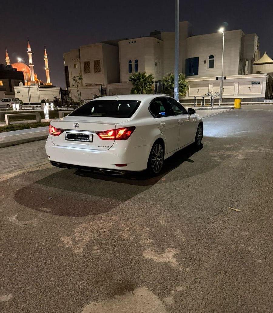 لكزس GS 2013