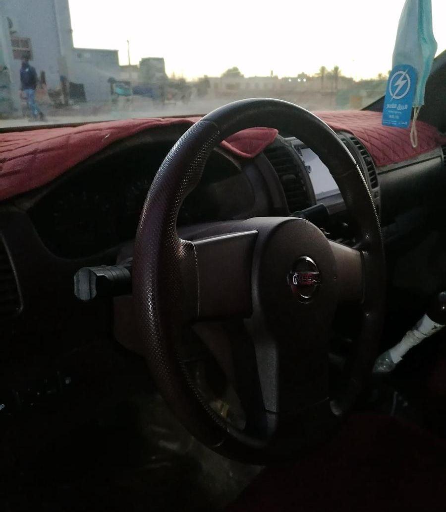 نيسان نفارا 2010