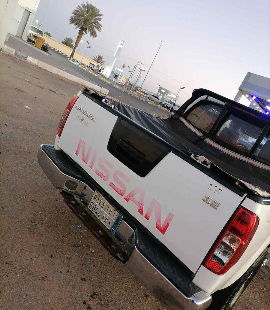 نيسان نفارا 2010