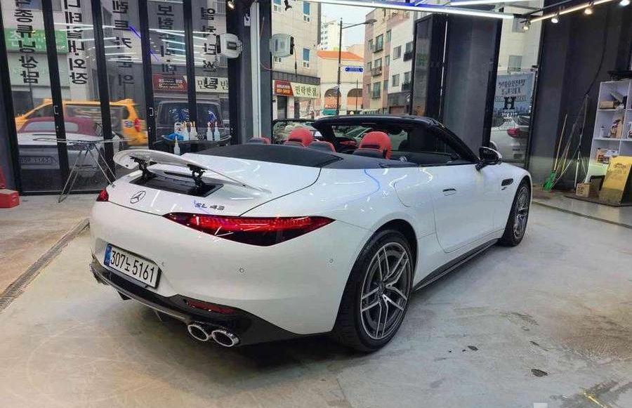 مرسيدس SL AMG