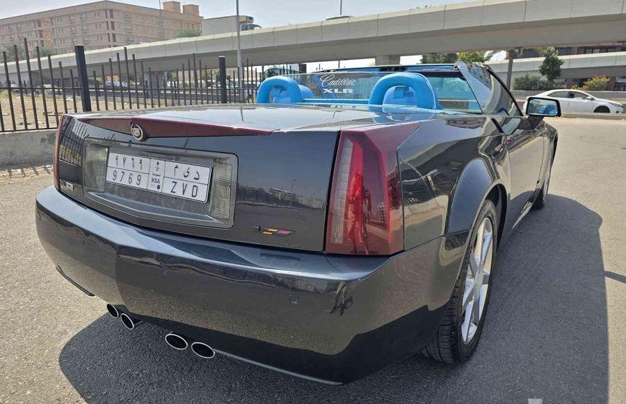 كاديلاك XLR كشف
