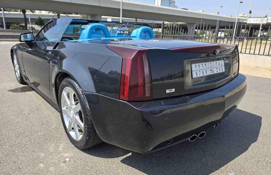 كاديلاك XLR كشف