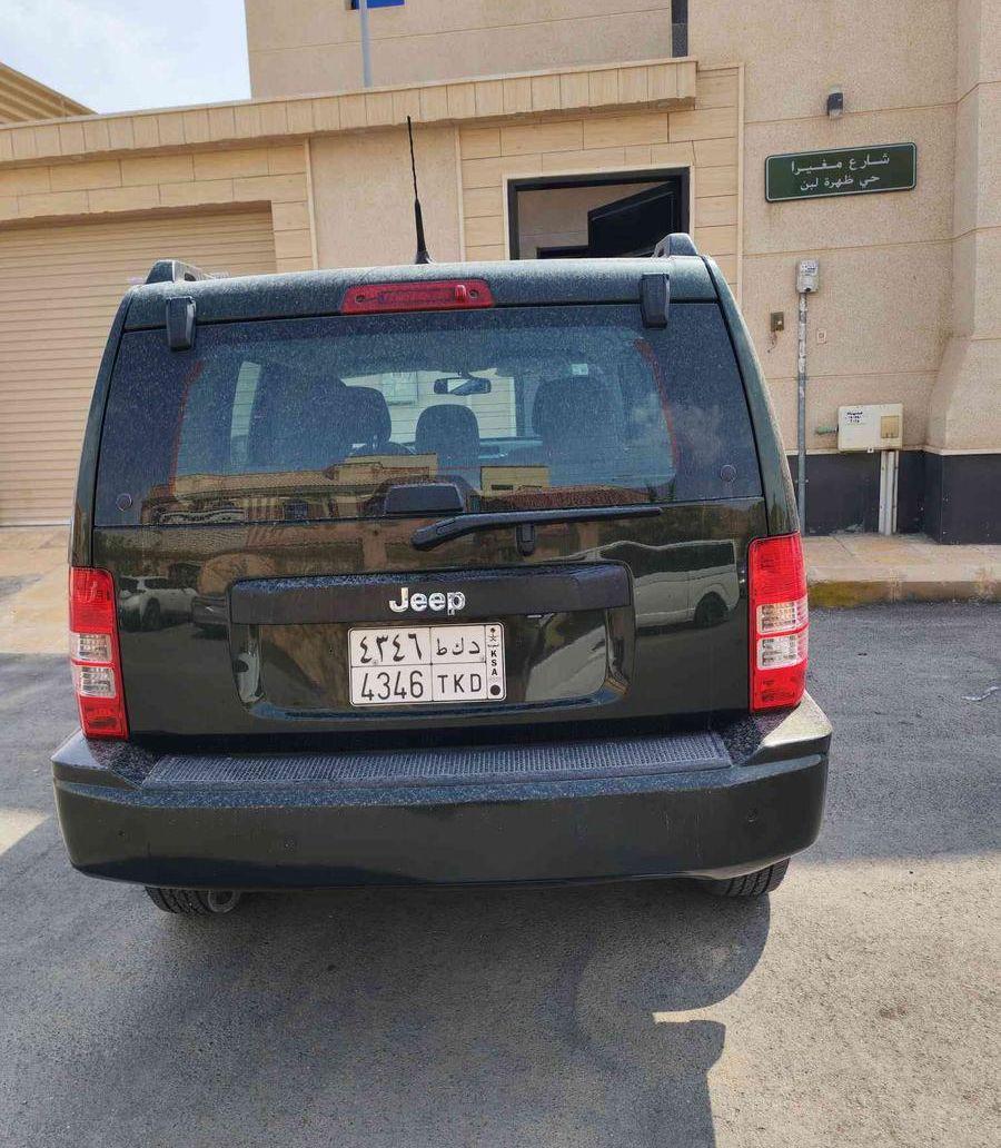 جيب شيروكي ليبرتي
