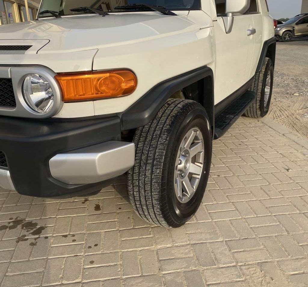 2013 تويوتا FJ