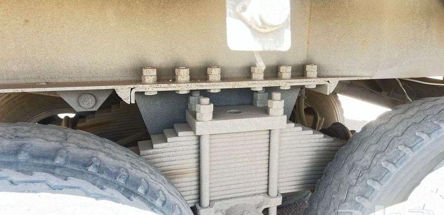 تريلا مرسيدس جفالي