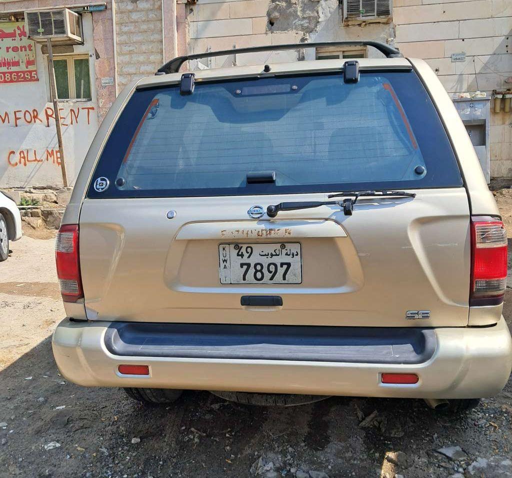 2001 نيسان باثفايندر