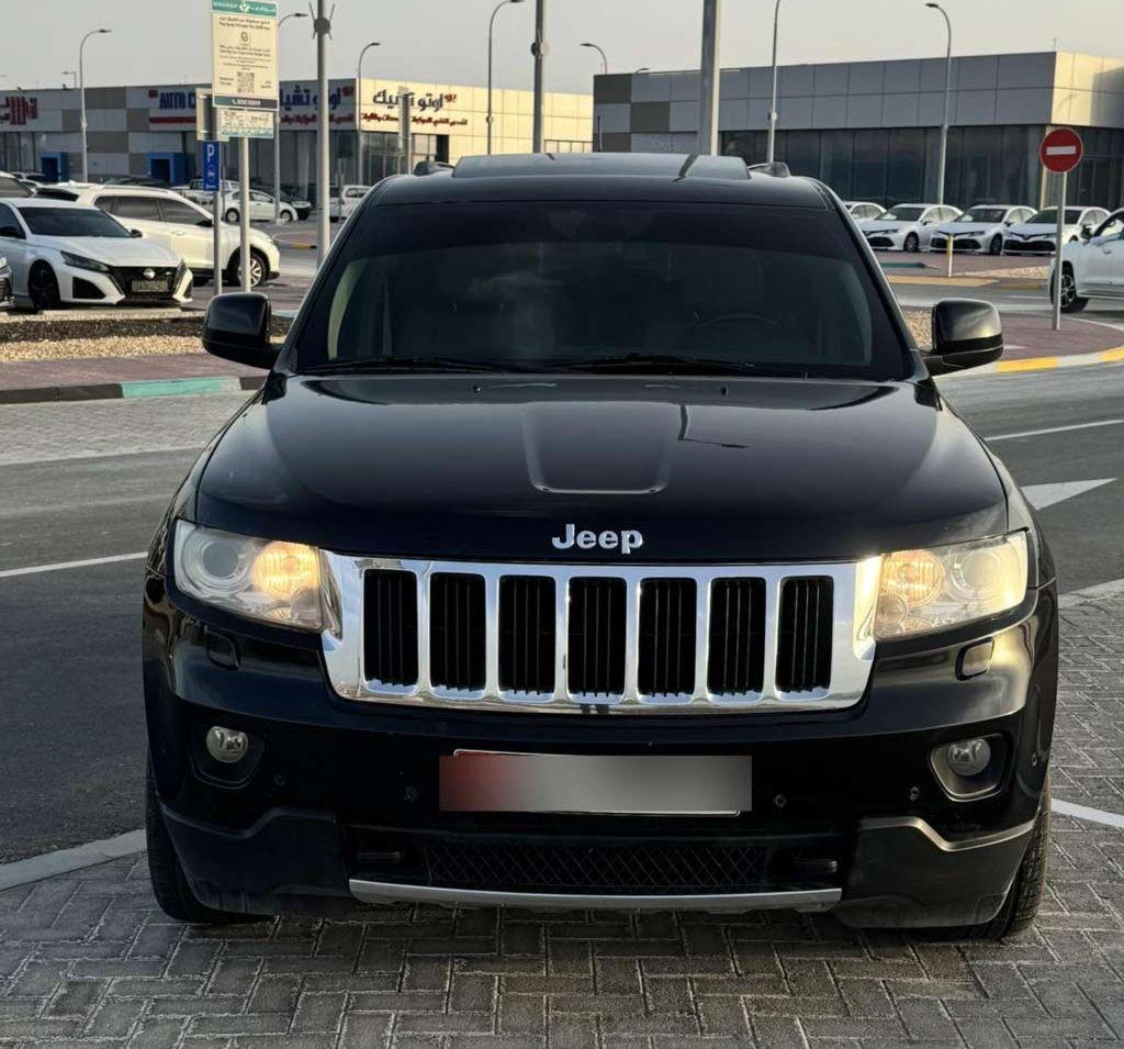 2013 جيب جراند