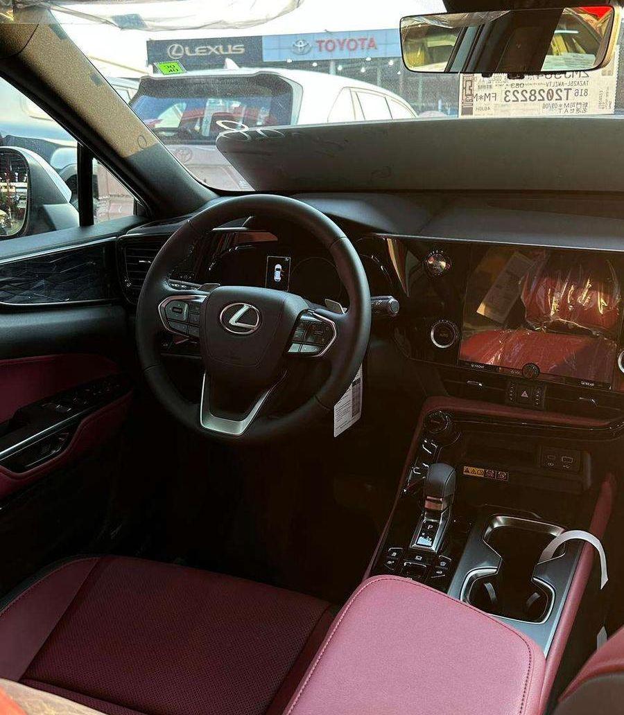 لكزس NX 350