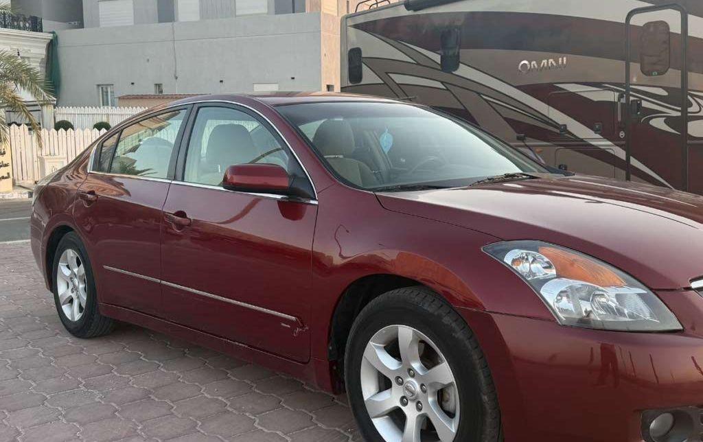 2008 نيسان التيما