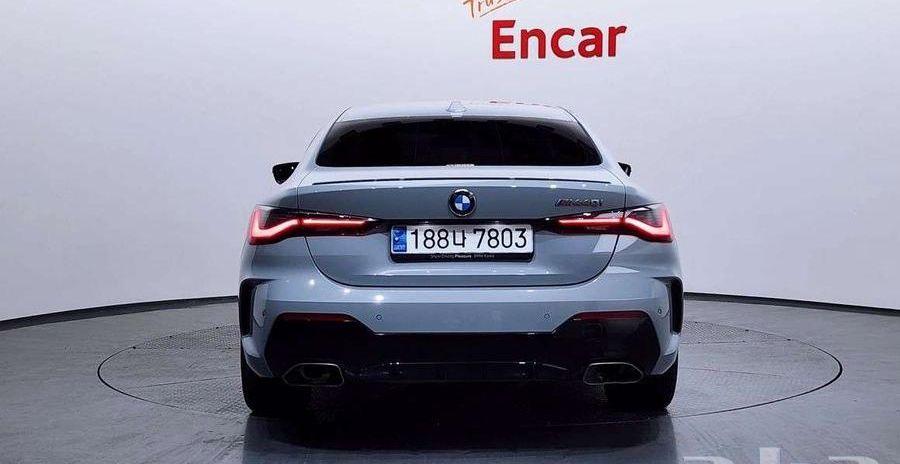 BMW M440i xDrive
