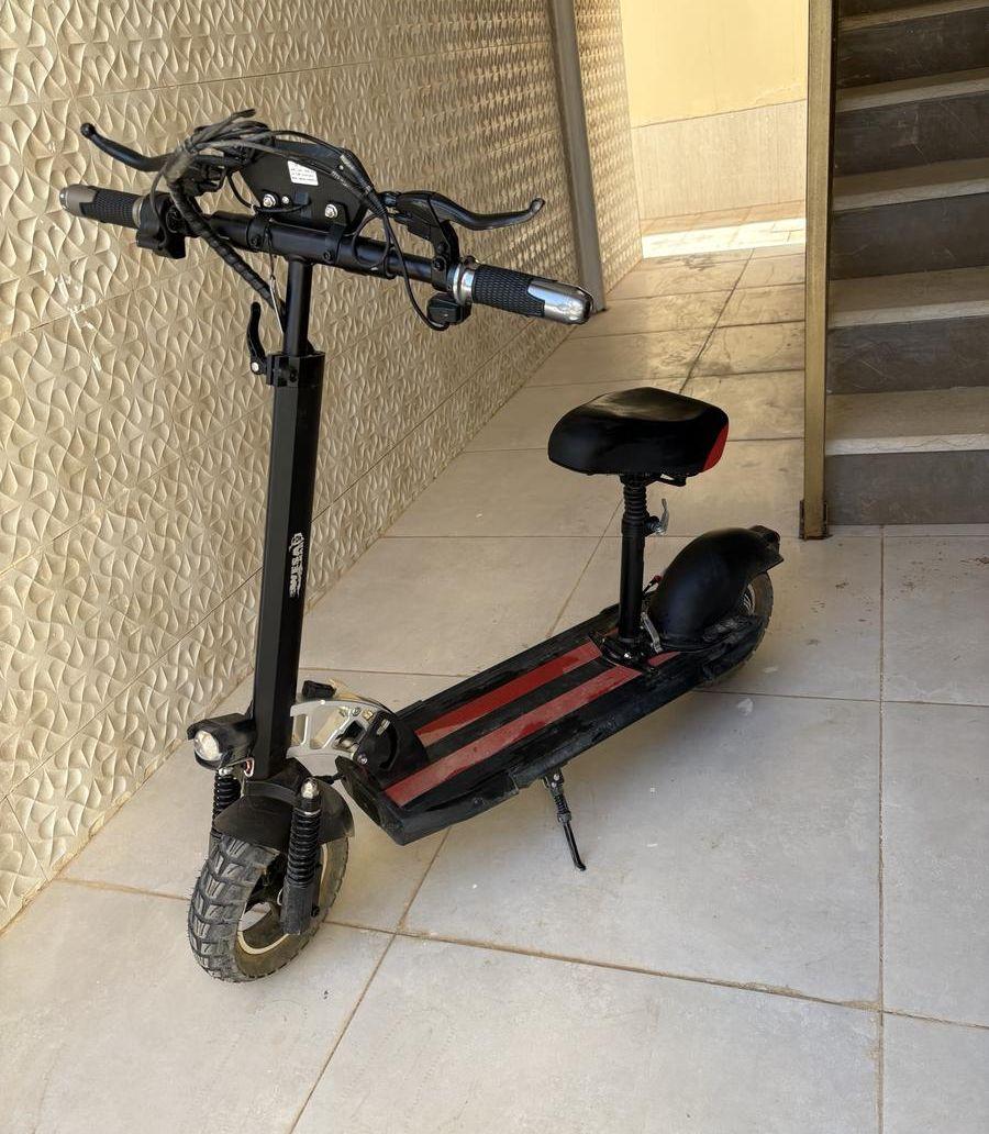 سكوتر الوحش