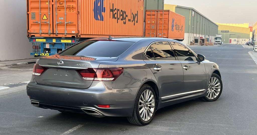 2013 لكزس LS