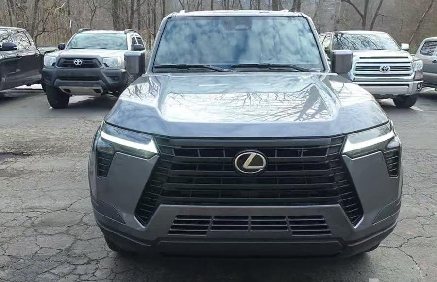Lexus GX Premium