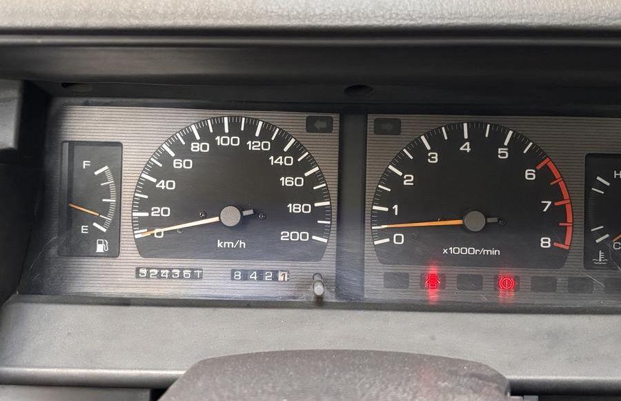 نيسان سيدرك 1998