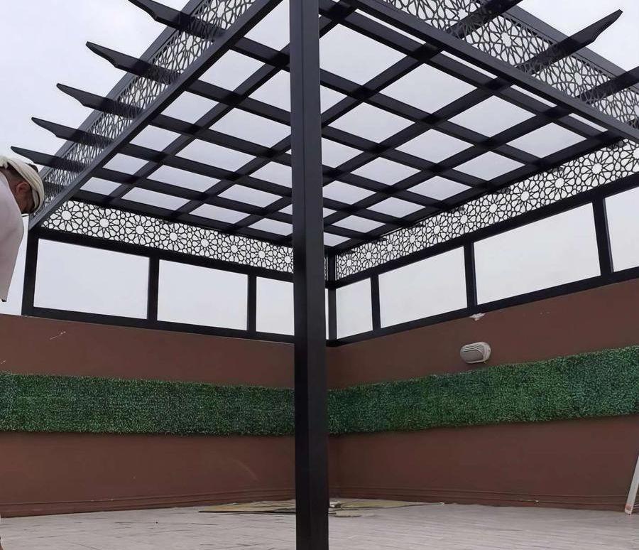 حداد ساندوتش بنل