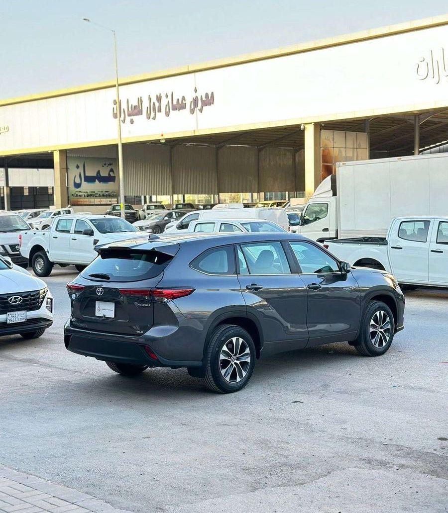 تويوتا هايلندر GLE
