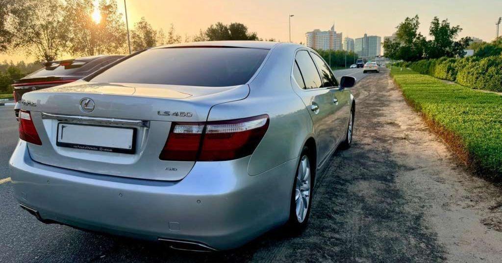 2009 لكزس LS