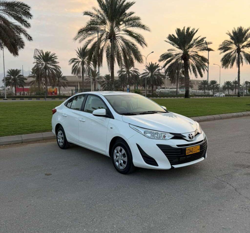 2019 تويوتا يارس