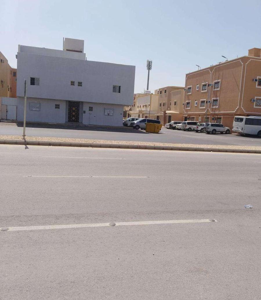 عمارة تجارية للبيع