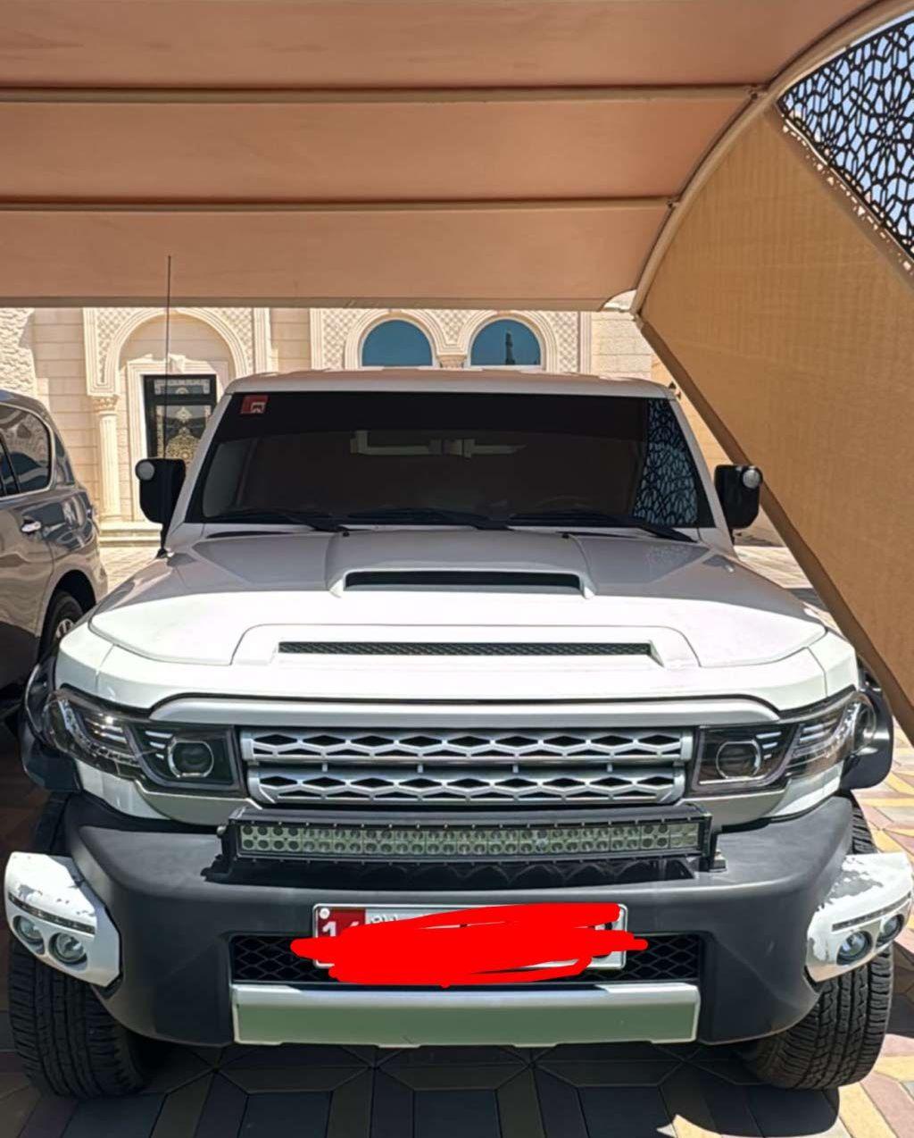 2016 تويوتا FJ