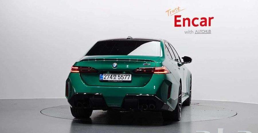 BMW M5 2025
