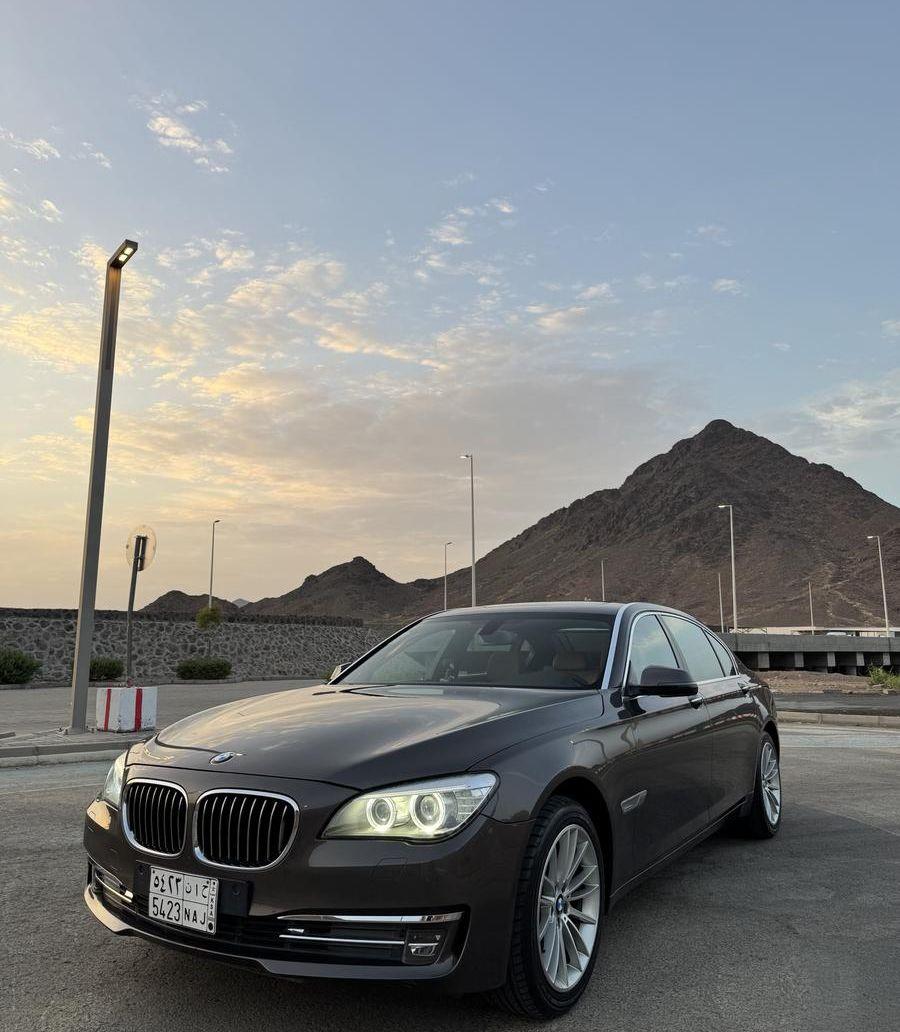 BMW 730LI 2013