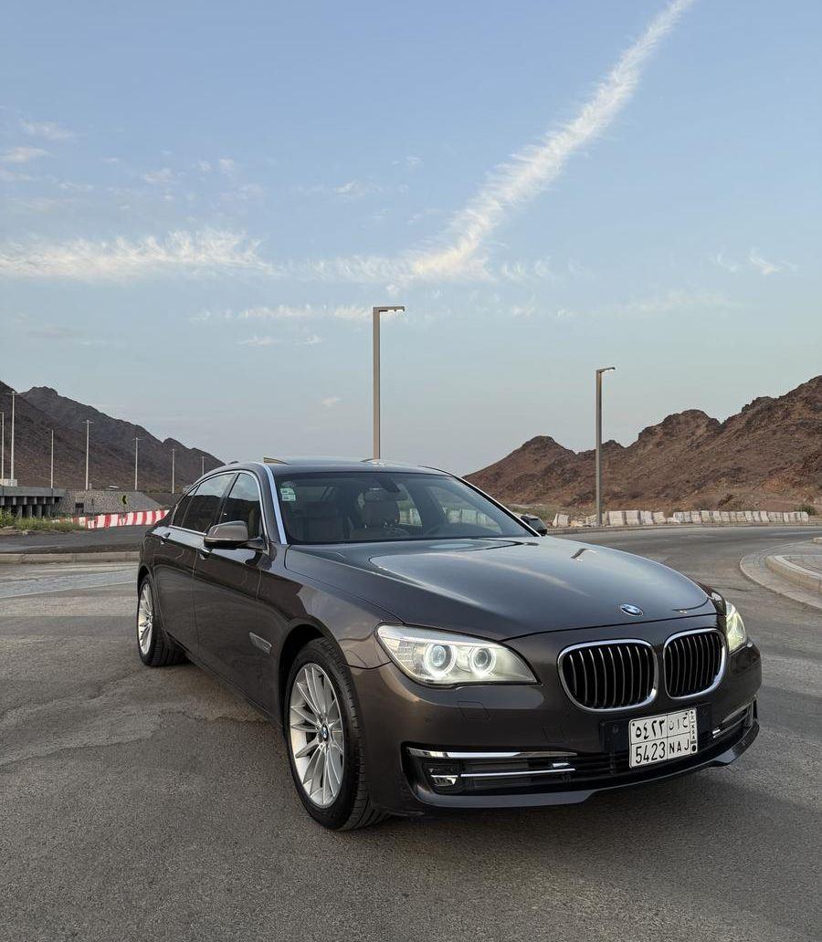 BMW 730LI 2013