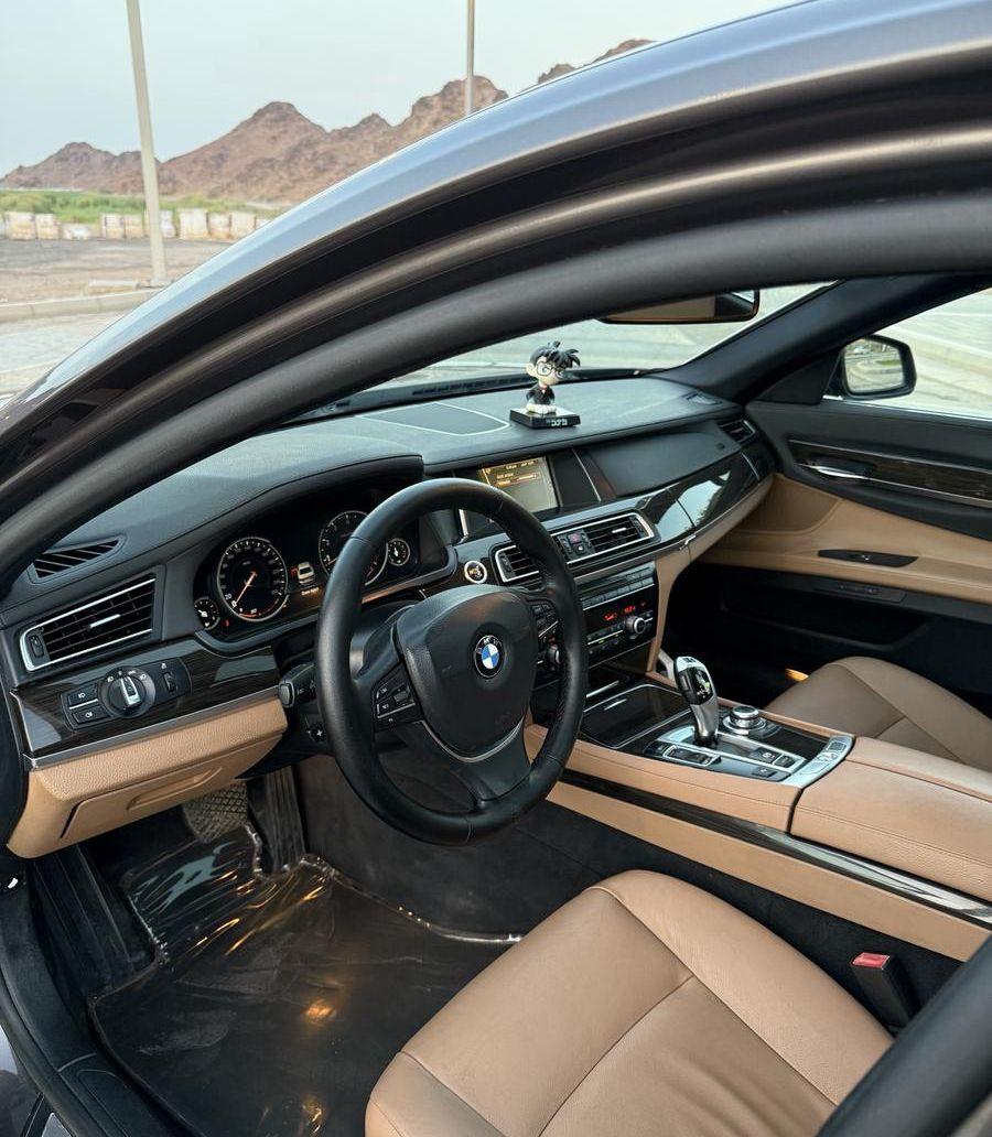 BMW 730LI 2013