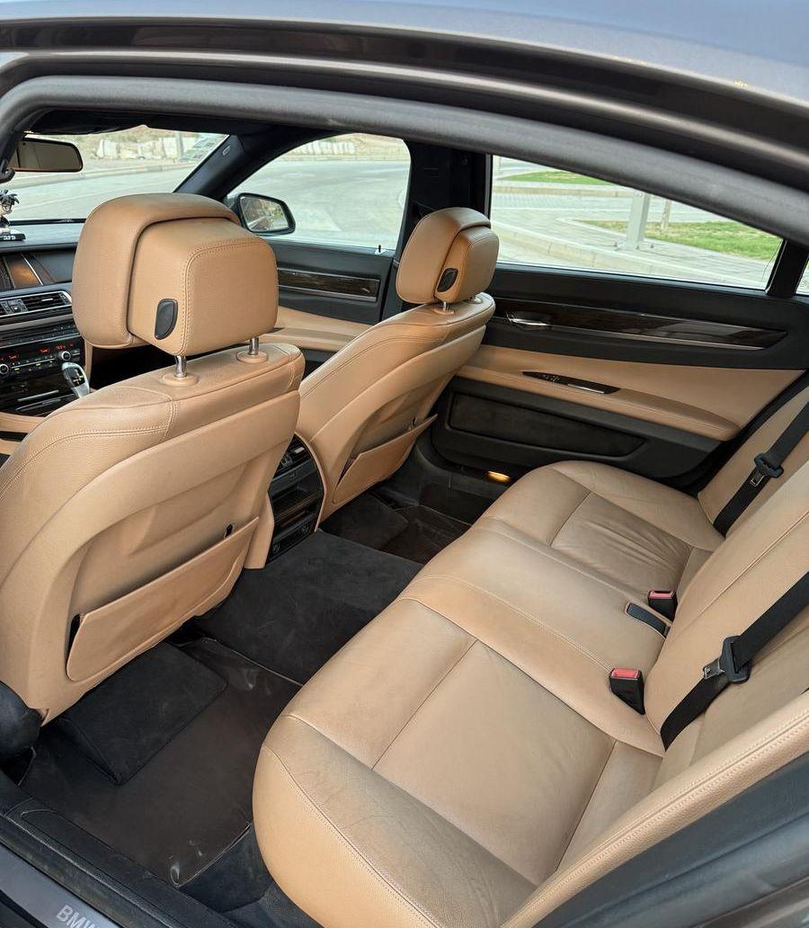 BMW 730LI 2013