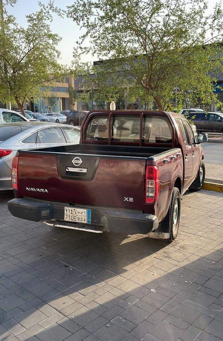 نيسان نافارا 2008