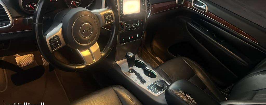 2012 جيب شيروكى
